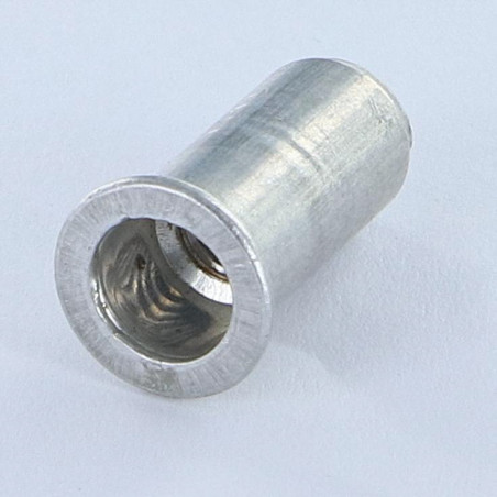 1 x Dado rivettabile Testa Piatta Cieca M4X16.5 ALPB 25 Alluminio