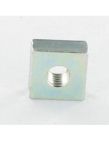1 x Dado Quadrato M8 17X17X6 Zincate